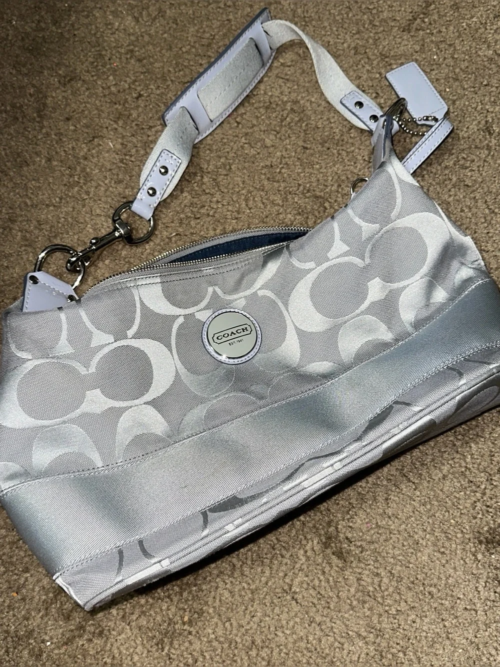 COACH Signature Hobo Bag in Bluish Silver Gray